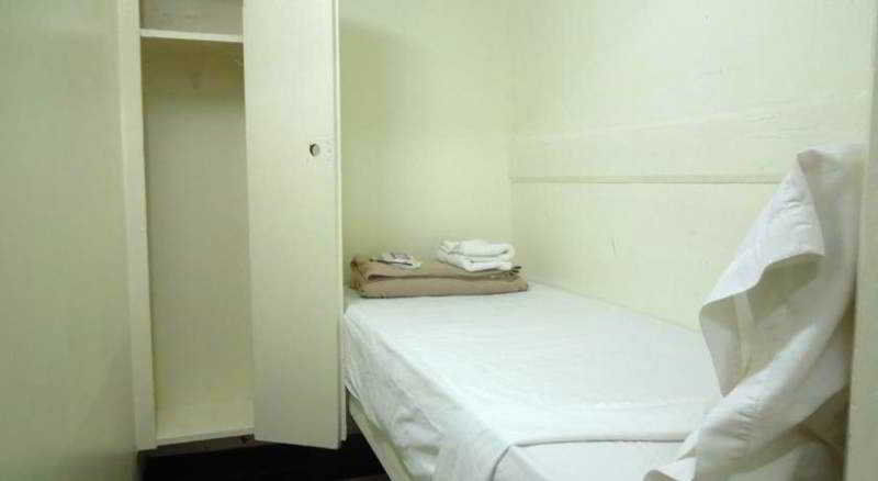Hostal The Sunbright *